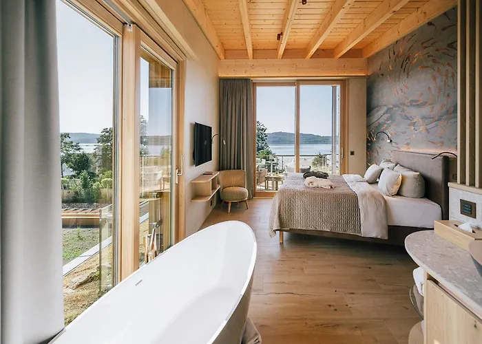 Insel Der Sinne See-chalets ゲルリッツ